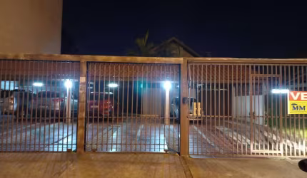 Sobrado em Condomínio Mobiliado para Venda em Pinhais, Centro, 3 dormitórios, 1 suíte, 2 banheiros, 3 vagas