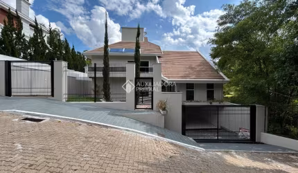 Casa com 4 quartos à venda na dos Jasmins, 411, Alto do Parque, Lajeado, 379 m2 por R$ 1.890.000