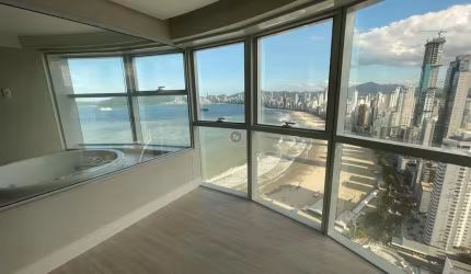 Apartamento com 3 quartos à venda na Rua Julieta Lins, 32, Pioneiros, Balneário Camboriú por R$ 8.000.000