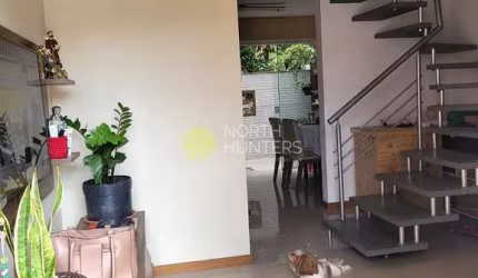 Casa Geminada com duas suítes, semi mobiliada