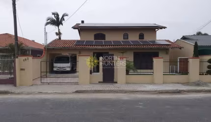 Casa com 4 dormitórios à venda, 240 m²  -  Sendo: 1 demi suíte + 1 suíte + 1 Suíte Master no Costa