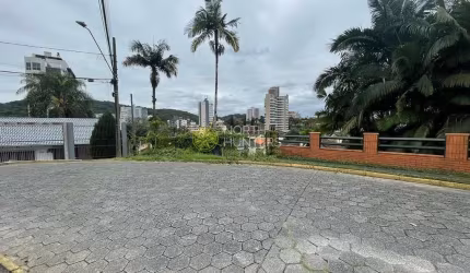 Terreno no bairro Atiradores com viabilidade para construção de Edifício