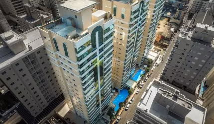 Cobertura com 4 dormitórios à venda, 274 m² por R$ 3.500.000,00 - Meia Praia - Itapema/SC