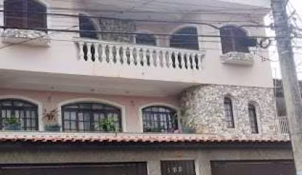 Sobrado com 3 dormitórios à venda, 404 m² por R$ 930.000,00 - Parque Três Meninos - Sorocaba/SP