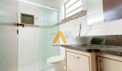 Sobrado à venda no bairro Vila Hortência em Sorocaba, com 199m², 3 quartos e amplos cômodos