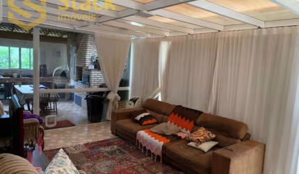 CASA A VENDA NO CONDOMÍNIO CAPITAL VILLE
