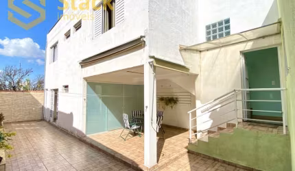 CASA RESIDENCIAL/COMERCIAL REFORMADA Á VENDA EM JUNDIAÍ PRÓXIMO AO CENTRO NO BAIRRO VIANELO.