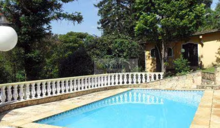 Casa em condomínio, com documentação para financiar, com 3 dormitórios à venda, 362 m² por R$1.300.000,00 - Parque Petrópolis - Mairiporã/SP