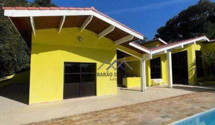 Casa com 3 dormitórios sendo 3 suítes à venda, 409 m² por R$ 1.800.000