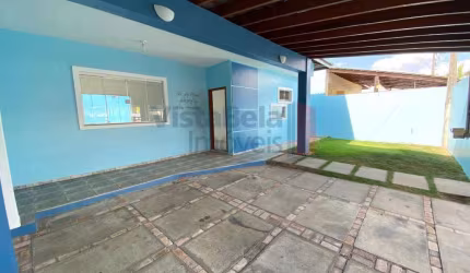 Excelente Casa Térrea para Venda com 03 quartos!