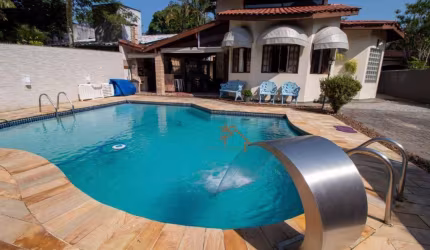 Casa com 5 dormitórios para alugar, 300 m² por R$ 3.300,00/dia - Maresias - São Sebastião/SP