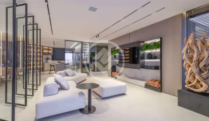 Apartamento com 3 suítes e 4 vagas de  garagem no Água Verde em frente ao Clube Curitibano codigo: 94649