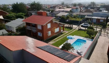 Maravilhoso sobrado á venda em Rainha do Mar, localização priveligiada