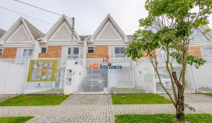 Sobrado frente para rua com 3 dormitórios à venda, 113 m² por R$ 655.293 - Pilarzinho - Curitiba/PR