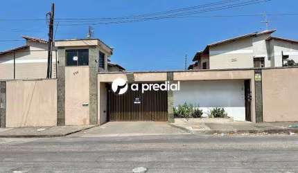 Casa duplex em condomínio na Sapiranga à venda