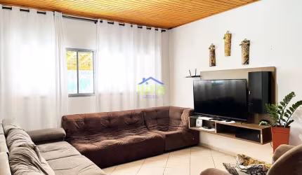 Chácara / sítio com 6 quartos à venda na Sitio Elena, 2457, Zona Rural, Camanducaia, 20000 m2 por R$ 650.000