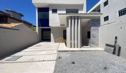 Casa de Alto Padrão com 3 Suites à venda, 130 m² por R$ 820.000 - Costazul - Rio das Ostras/RJ