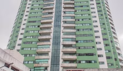 Apartamento com 200m², 4 quartos sendo  4 suítes, 3 vagas!
