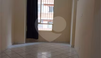 Apartamento com 2 quartos à venda em Consolação - SP