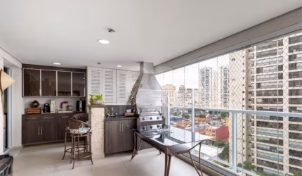 Apartamento com 3 quartos à venda em Aclimação - SP
