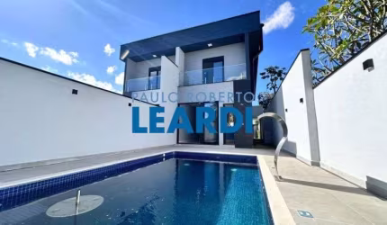SOBRADO - VILA PETRÓPOLIS - SP