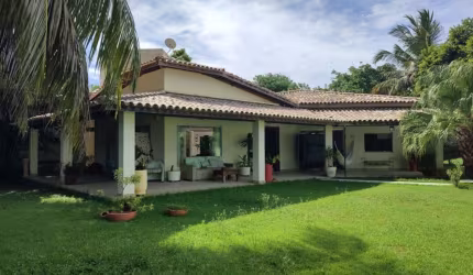 Casa à venda, 350 m² por R$ 1.450.000,00 - Estrada Do Coco - Lauro de Freitas/BA