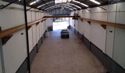 GALPÃO DE 380 M² PARA LOCAÇÃO EM OSASCO - SP