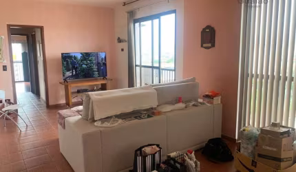 Vendo Apartamento 3 Dormitórios Sendo 1 Suíte, Andar Alto, no Bairro Embaré - Santos