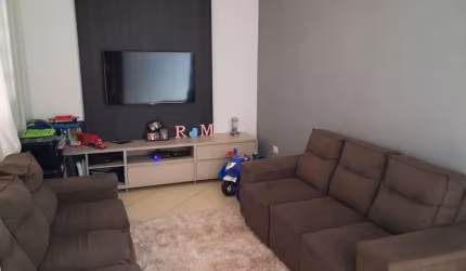 Casa térrea com 3 dormitórios, suíte, área gourmet