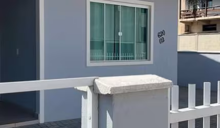 Casa no bairro São Cristovão com amplo espaço de terreno
