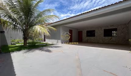 Bela Casa Residencial no  Goiânia 2 a Venda