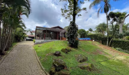 Casa à venda, 4 quartos, 1 suíte, 4 vagas, OURO VELHO MANSÕES - Nova Lima/MG