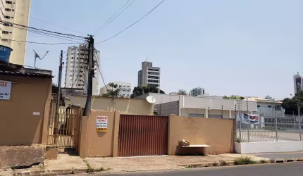 Casa de vila para venda tem 350 metros quadrados em Duque de Caxias - Cuiabá - MT