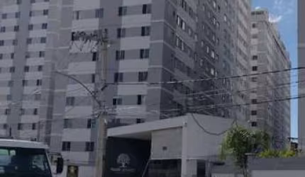 Lindo apartamento de 2 quartos no Santa Terezinha!