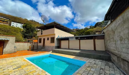 Granja com 1.260 m²: Casa com 02 quartos, garagem, piscina e quintal