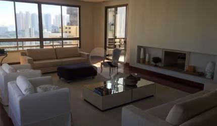 Apartamento com 4 quartos à venda ou para locação em Vila Suzana - SP