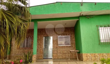 Chácara com 3 quartos à venda em Filipinho - SP