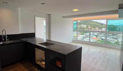Apartamento semi mobiliado no Riviera concept na Praia Brava