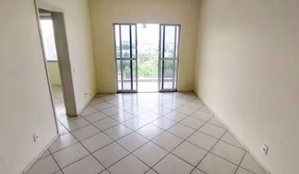 Apartamento com 3 quartos para alugar na Rua Pouso Alto, 547, Tanque, Rio de Janeiro, 84 m2 por R$ 1.700