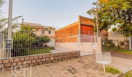 Casa com 4 quartos à venda na Rua Tapirapés, 184, Sarandi, Porto Alegre, 159 m2 por R$ 950.000