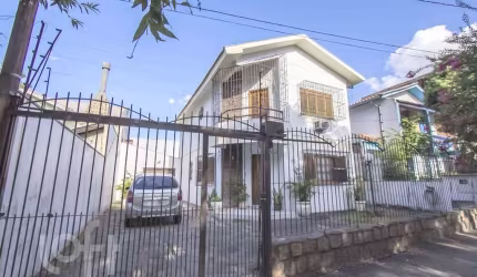 Casa com 3 quartos à venda na Rua Vera Cruz, 391, Vila Ipiranga, Porto Alegre, 147 m2 por R$ 1.190.000