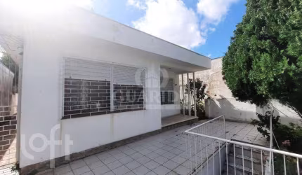 Casa com 4 quartos à venda na Rua Doutor Aurélio Py, 220, Medianeira, Porto Alegre, 300 m2 por R$ 552.000