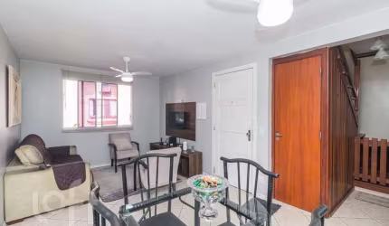 Casa em condomínio fechado com 3 quartos à venda na Rua Tenente Ary Tarrago, 1720, Jardim Itu Sabará, Porto Alegre, 84 m2 por R$ 349.000