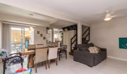 Casa em condomínio fechado com 3 quartos à venda na Rua Adão Gregory, 70, Morro Santana, Porto Alegre, 178 m2 por R$ 470.000