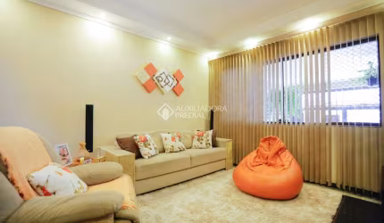 Casa com 2 quartos à venda na Rua Domingos Dissei, 85, Jardim Patente Novo, São Paulo, 125 m2 por R$ 550.000