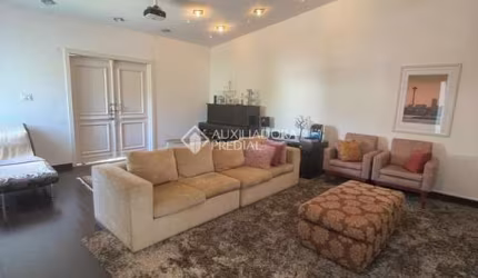 Casa em condomínio fechado com 4 quartos à venda na Avenida Omar Daibert, 1, Swiss Park, São Bernardo do Campo, 379 m2 por R$ 3.500.000