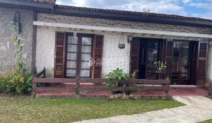 Casa em condomínio fechado com 3 quartos à venda na Boa Vista, 284, Vila Santo Antônio, Cotia, 360 m2 por R$ 1.600.000