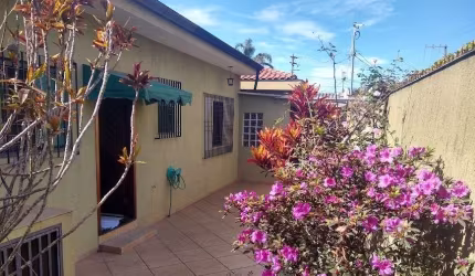 Casa com 3 quartos à venda na Rua Evaristo de Morais, 703, Jardim Stella, Santo André, 130 m2 por R$ 561.000