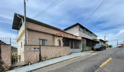 Casa 3 quartos - Marumbi