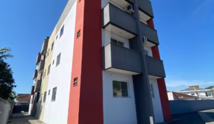 Apartamento no coração do Aventureiro.
